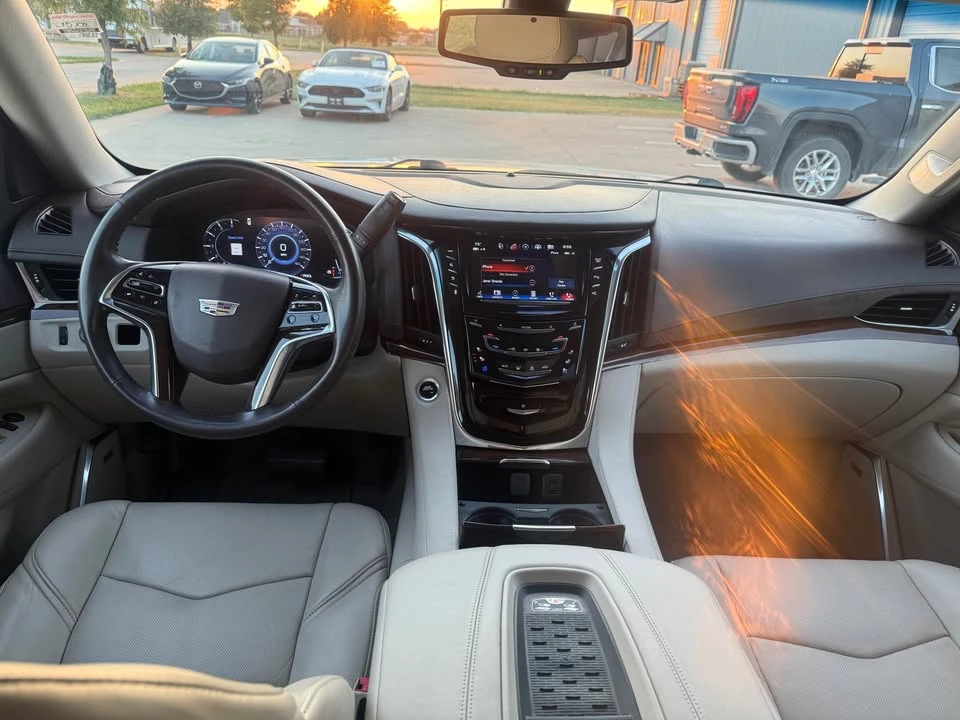 2017 Cadillac Escalade 4th Gen - Image 14 of 17