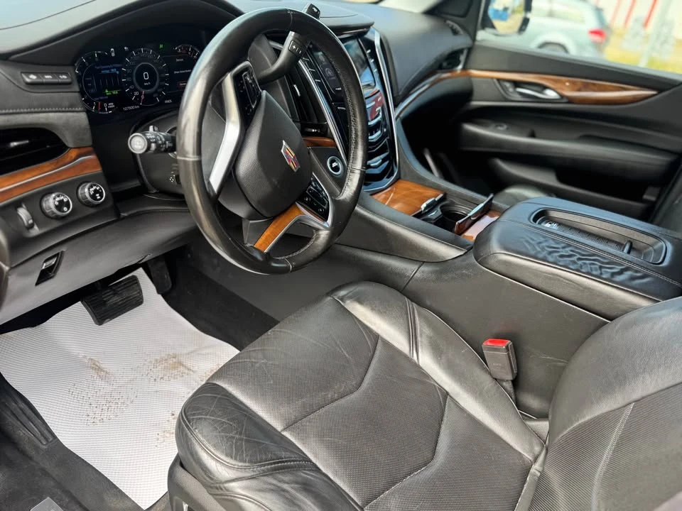 2017 Cadillac Escalade 4th Gen - Image 9 of 17