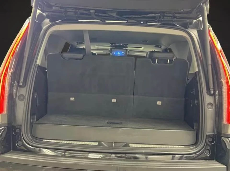 2017 Cadillac Escalade 4th Gen - Image 12 of 15