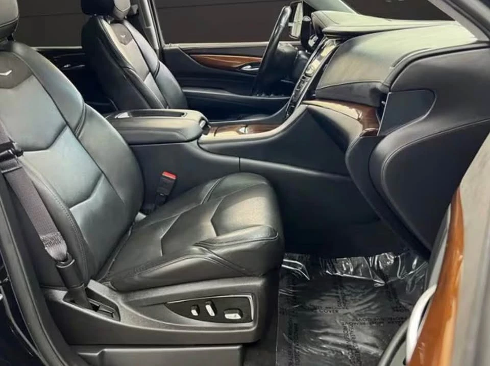 2017 Cadillac Escalade 4th Gen - Image 10 of 15