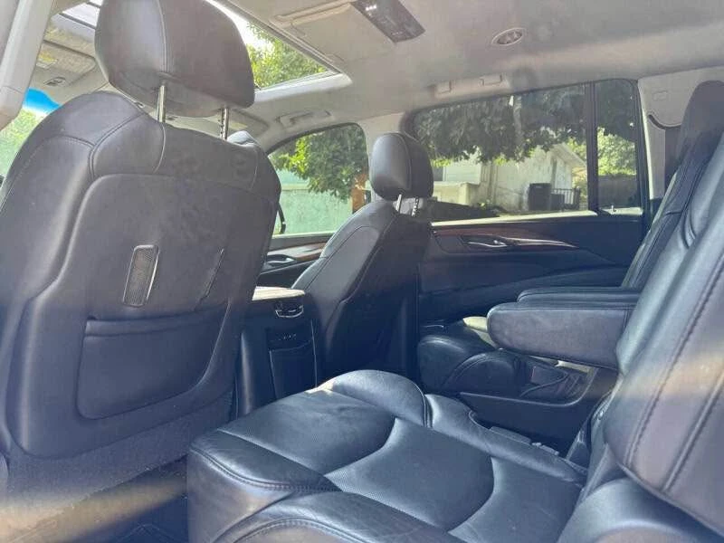 2017 Cadillac Escalade 4th Gen - Image 9 of 13