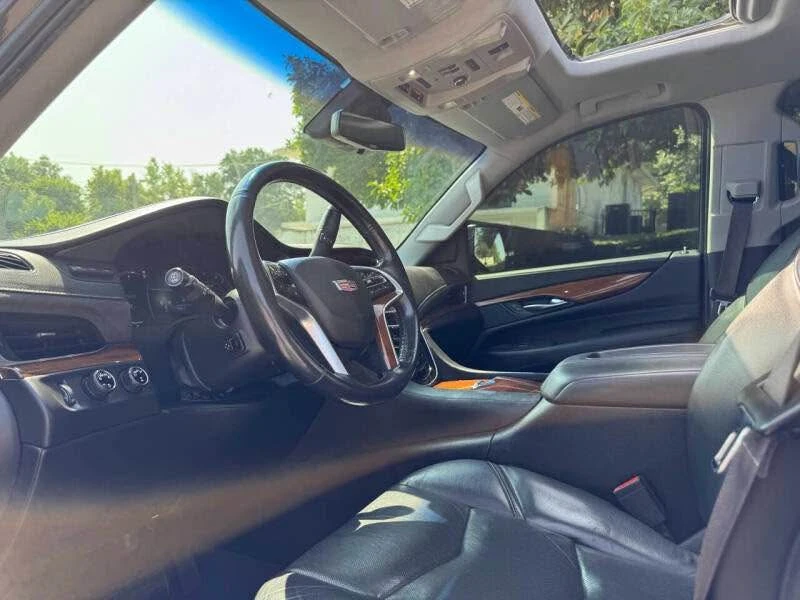 2017 Cadillac Escalade 4th Gen - Image 12 of 13