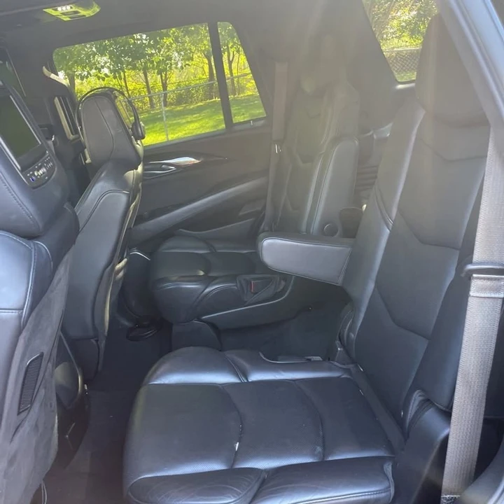 2017 Cadillac Escalade 4th Gen - Image 15 of 16