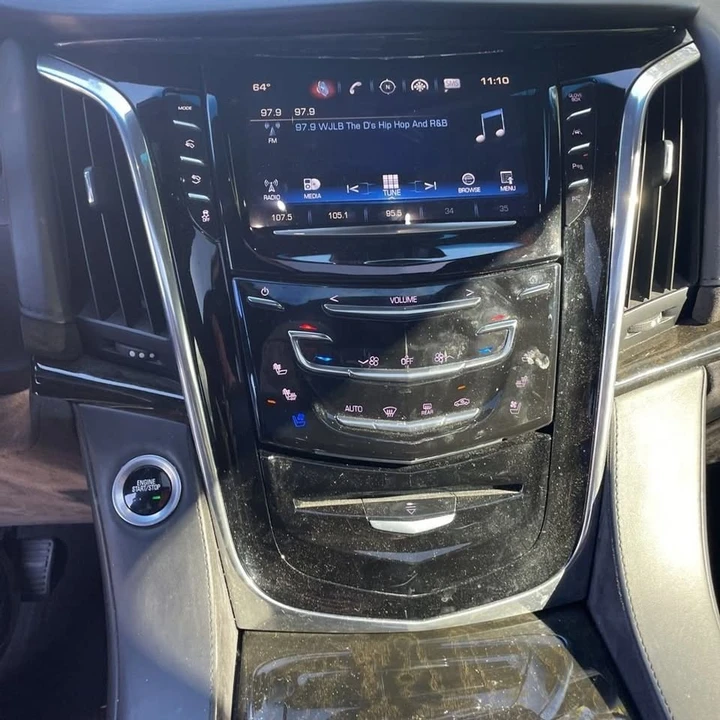 2017 Cadillac Escalade 4th Gen - Image 10 of 16