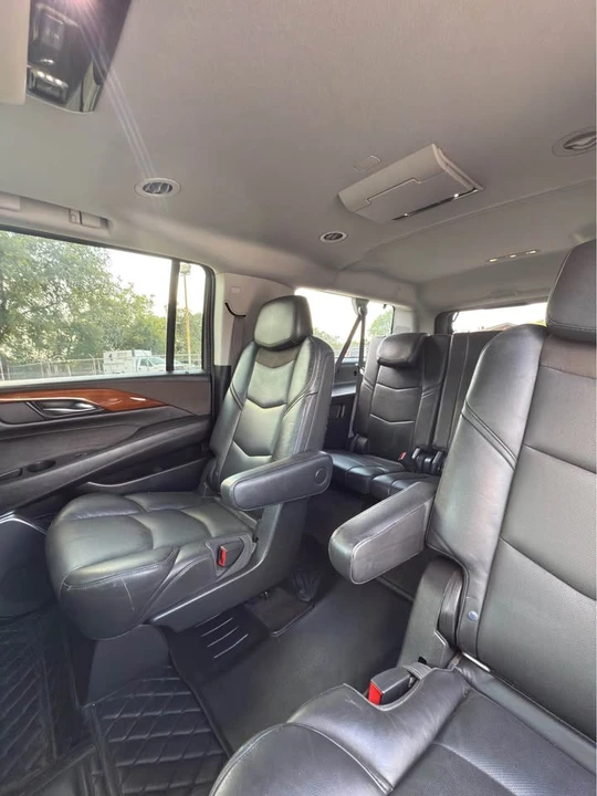 2017 Cadillac Escalade 4th Gen - Image 5 of 8