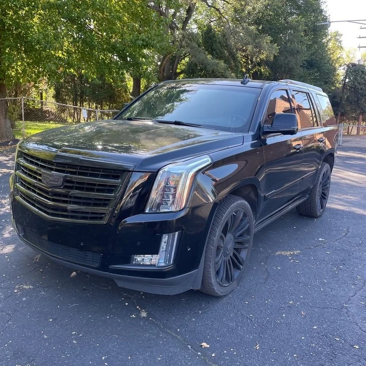 2017 Cadillac Escalade 4th Gen - Image 3 of 16