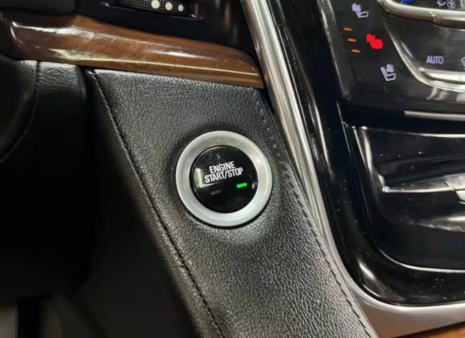2017 Cadillac Escalade 4th Gen - Image 17 of 20