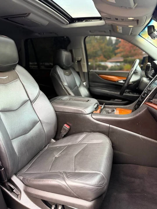 2017 Cadillac Escalade 4th Gen - Image 9 of 14