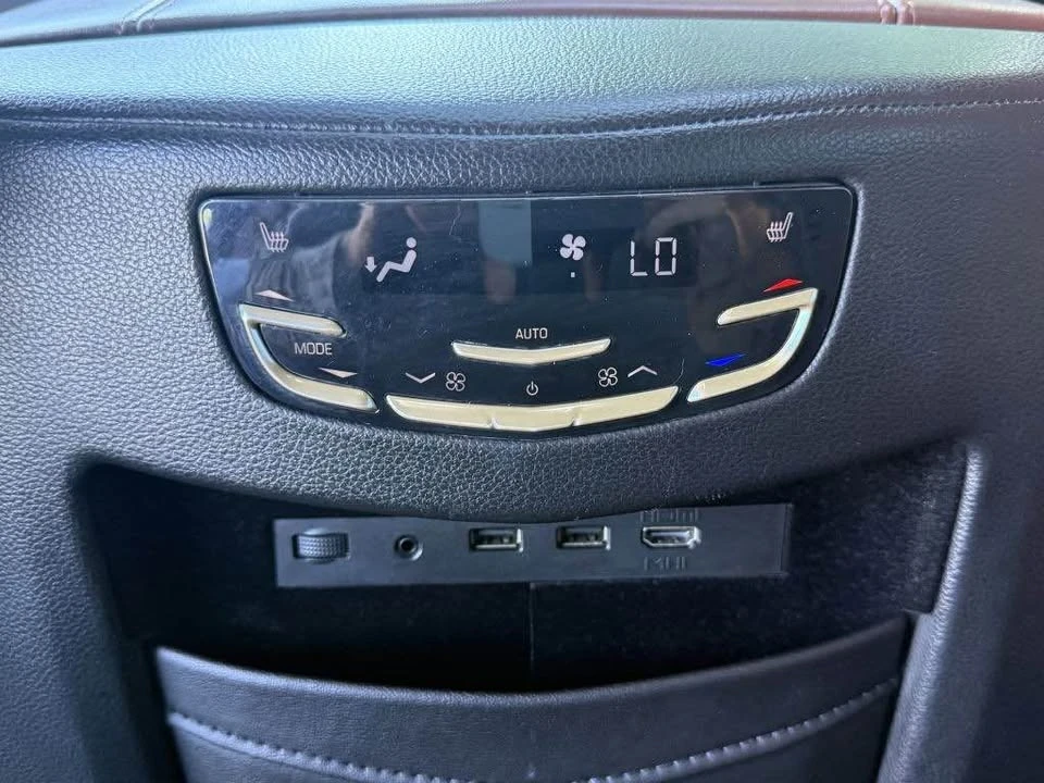 2017 Cadillac Escalade 4th Gen - Image 16 of 19