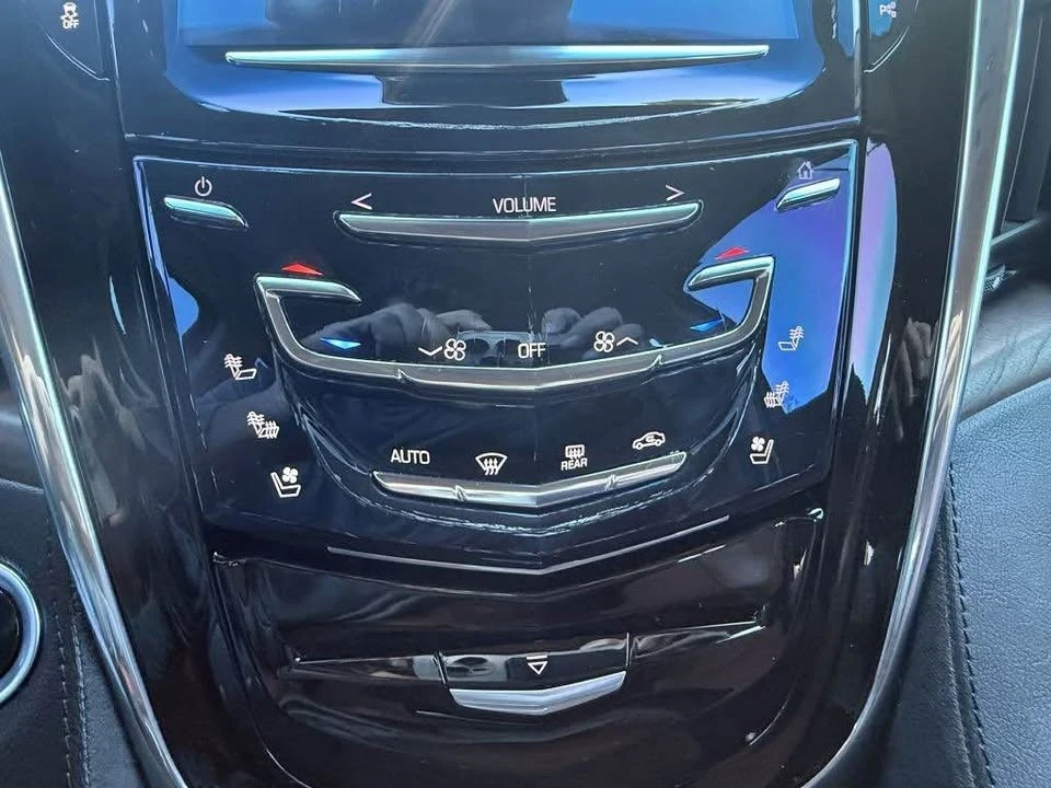 2017 Cadillac Escalade 4th Gen - Image 15 of 19