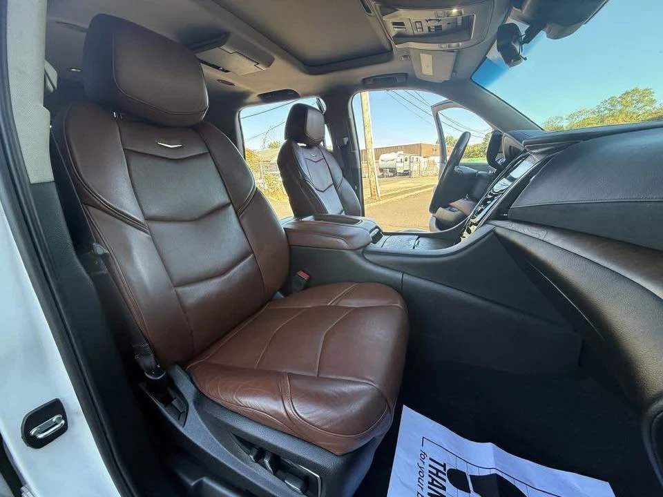 2017 Cadillac Escalade 4th Gen - Image 8 of 19