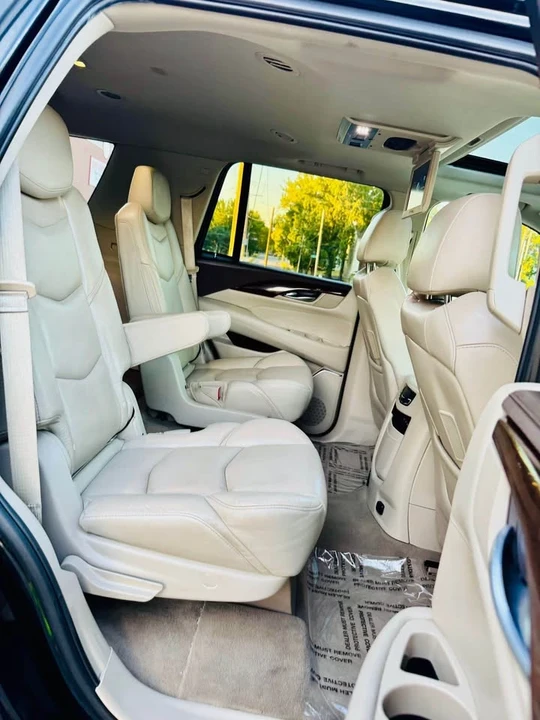 2017 Cadillac Escalade 4th Gen - Image 4 of 20