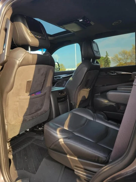 2017 Cadillac Escalade 4th Gen - Image 10 of 15