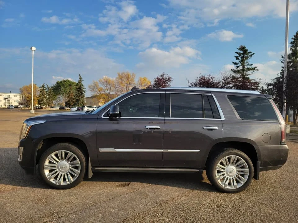2017 Cadillac Escalade 4th Gen - Image 4 of 15