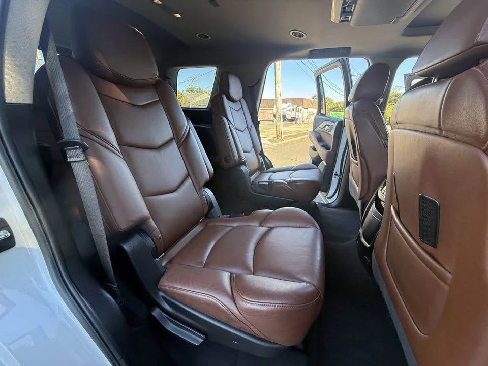 2017 Cadillac Escalade 4th Gen - Image 10 of 19