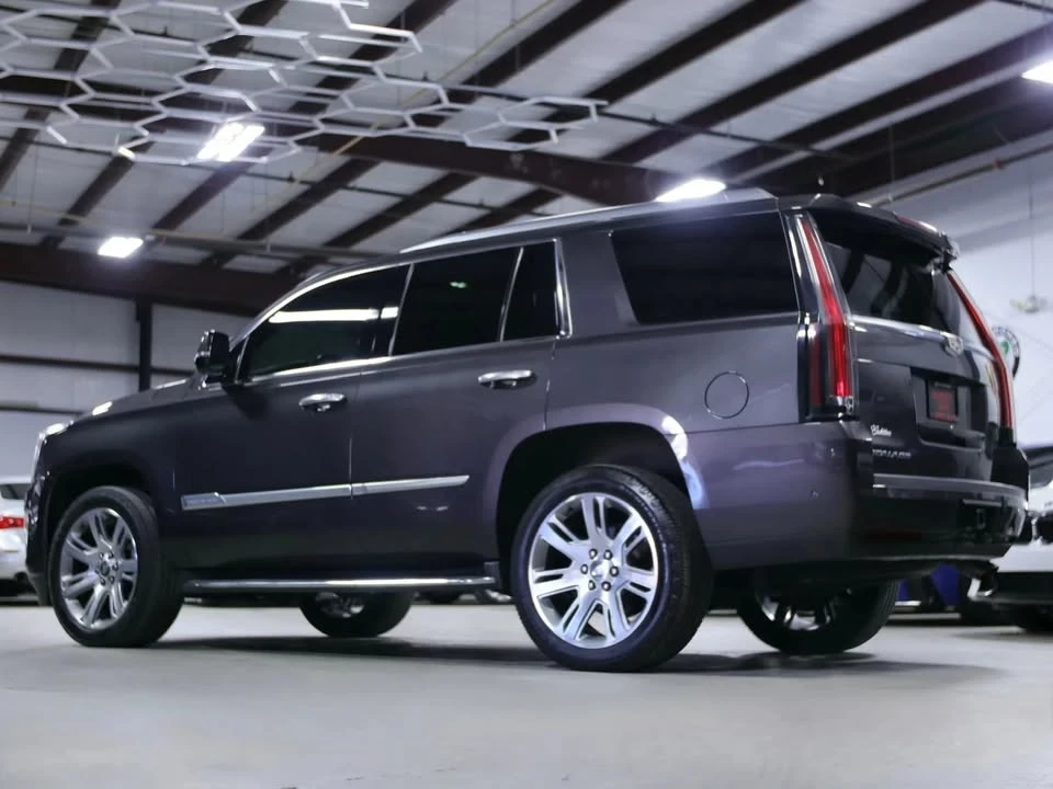 2017 Cadillac Escalade 4th Gen - Image 17 of 19