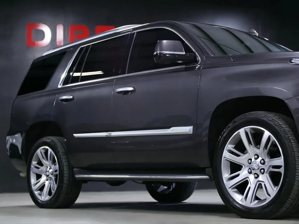 2017 Cadillac Escalade 4th Gen - Image 2 of 19