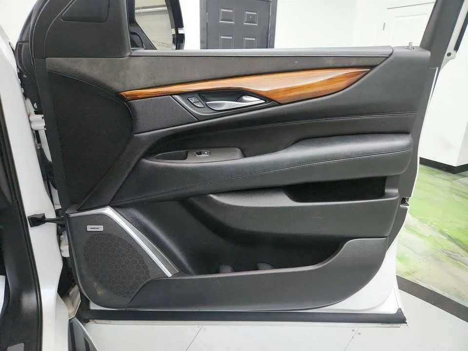 2017 Cadillac Escalade 4th Gen - Image 19 of 20