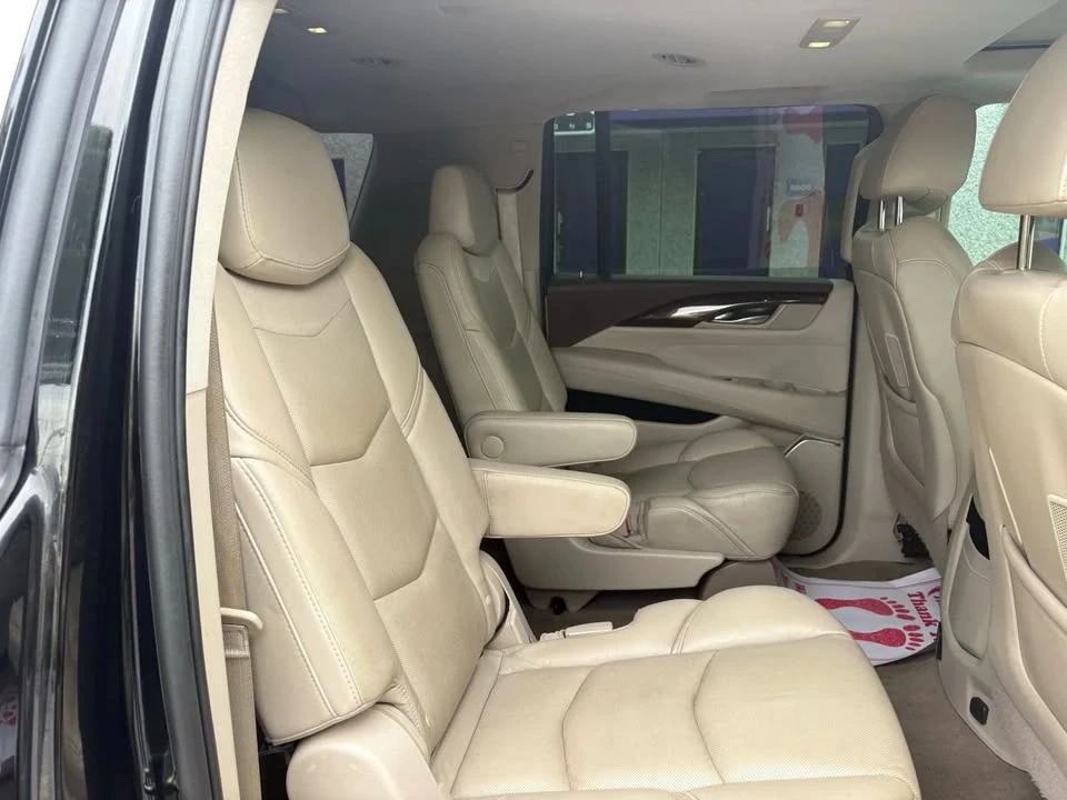 2017 Cadillac Escalade 4th Gen - Image 3 of 5