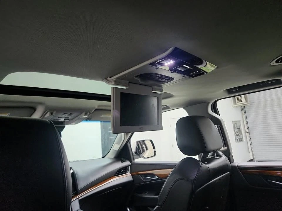 2017 Cadillac Escalade 4th Gen - Image 18 of 20