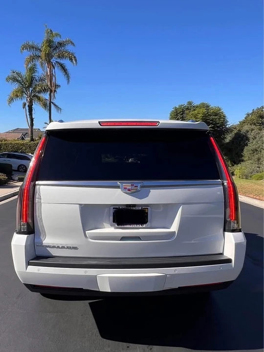 2017 Cadillac Escalade 4th Gen - Image 4 of 10