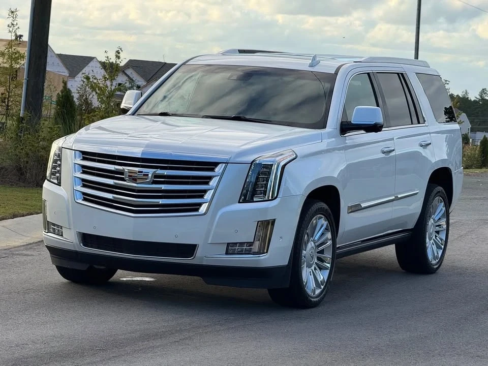2017 Cadillac Escalade 4th Gen - Image 18 of 20