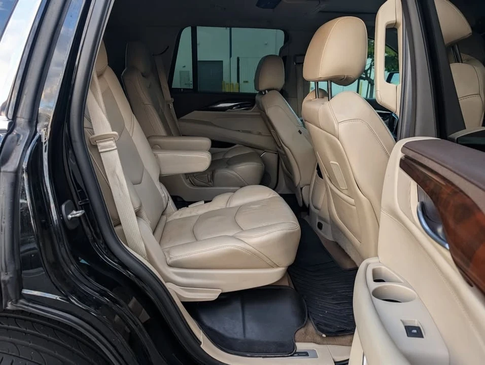 2017 Cadillac Escalade 4th Gen - Image 15 of 20