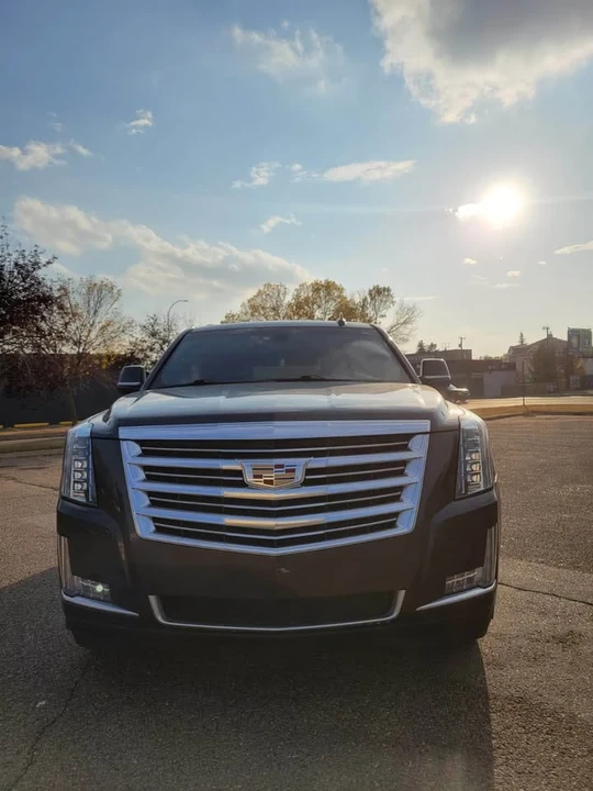 2017 Cadillac Escalade 4th Gen - Image 3 of 15