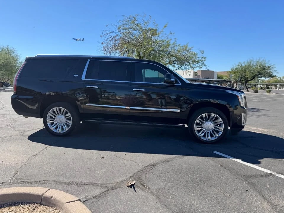 2017 Cadillac Escalade 4th Gen - Image 7 of 12