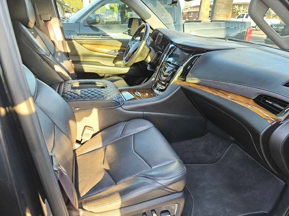 2017 Cadillac Escalade 4th Gen - Image 9 of 10
