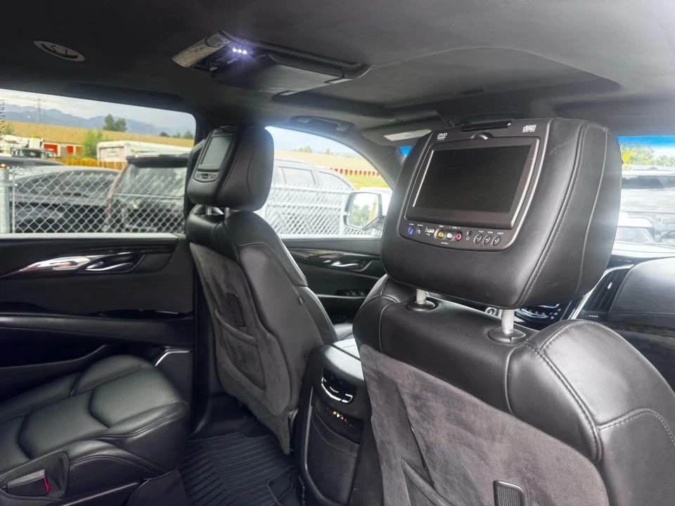 2017 Cadillac Escalade 4th Gen - Image 8 of 16