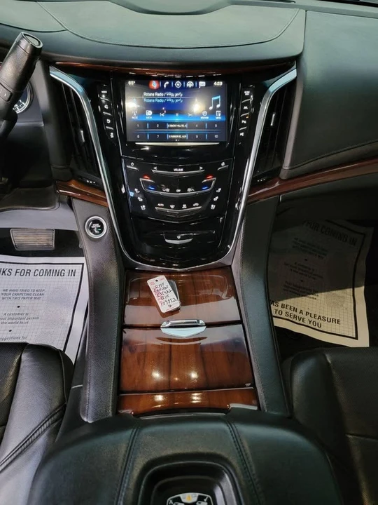 2017 Cadillac Escalade 4th Gen - Image 16 of 20