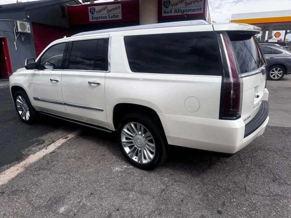 2017 Cadillac Escalade 4th Gen - Image 3 of 16