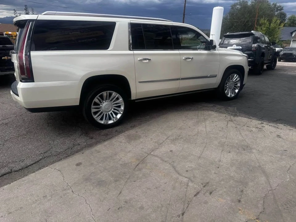 2017 Cadillac Escalade 4th Gen - Image 6 of 16