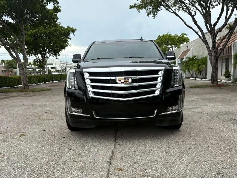 2017 Cadillac Escalade 4th Gen - Image 5 of 5