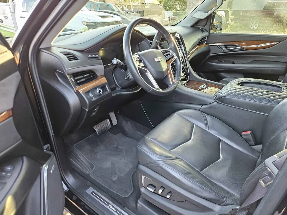 2017 Cadillac Escalade 4th Gen - Image 4 of 10