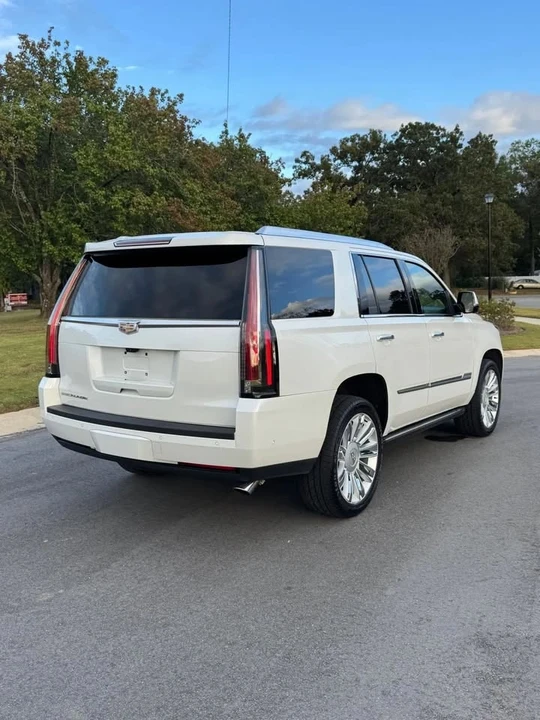 2017 Cadillac Escalade 4th Gen - Image 7 of 20