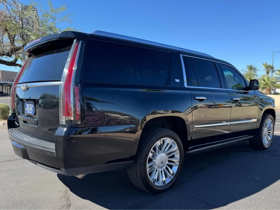 2017 Cadillac Escalade 4th Gen - Image 5 of 12