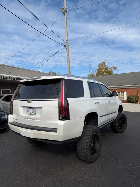 2017 Cadillac Escalade 4th Gen - Image 5 of 20