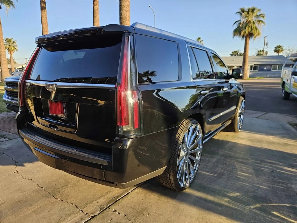2017 Cadillac Escalade 4th Gen - Image 7 of 10