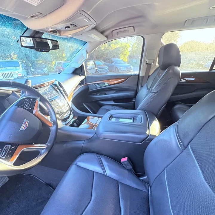 2017 Cadillac Escalade 4th Gen - Image 5 of 7