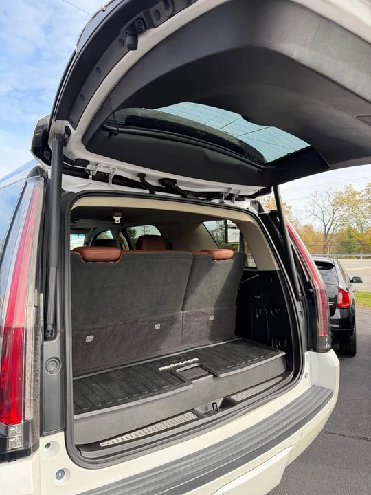 2017 Cadillac Escalade 4th Gen - Image 6 of 20
