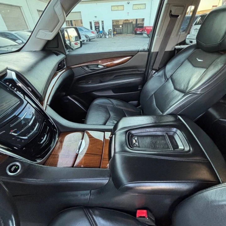 2017 Cadillac Escalade 4th Gen - Image 18 of 20