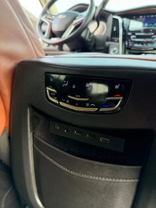 2017 Cadillac Escalade 4th Gen - Image 18 of 20