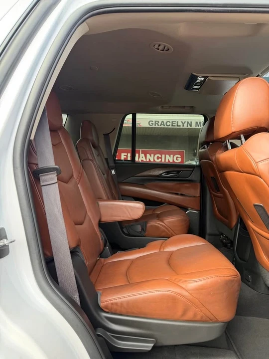 2017 Cadillac Escalade 4th Gen - Image 16 of 20