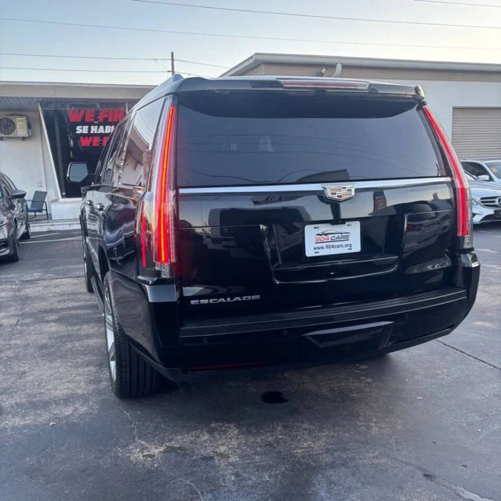 2017 Cadillac Escalade 4th Gen - Image 12 of 20