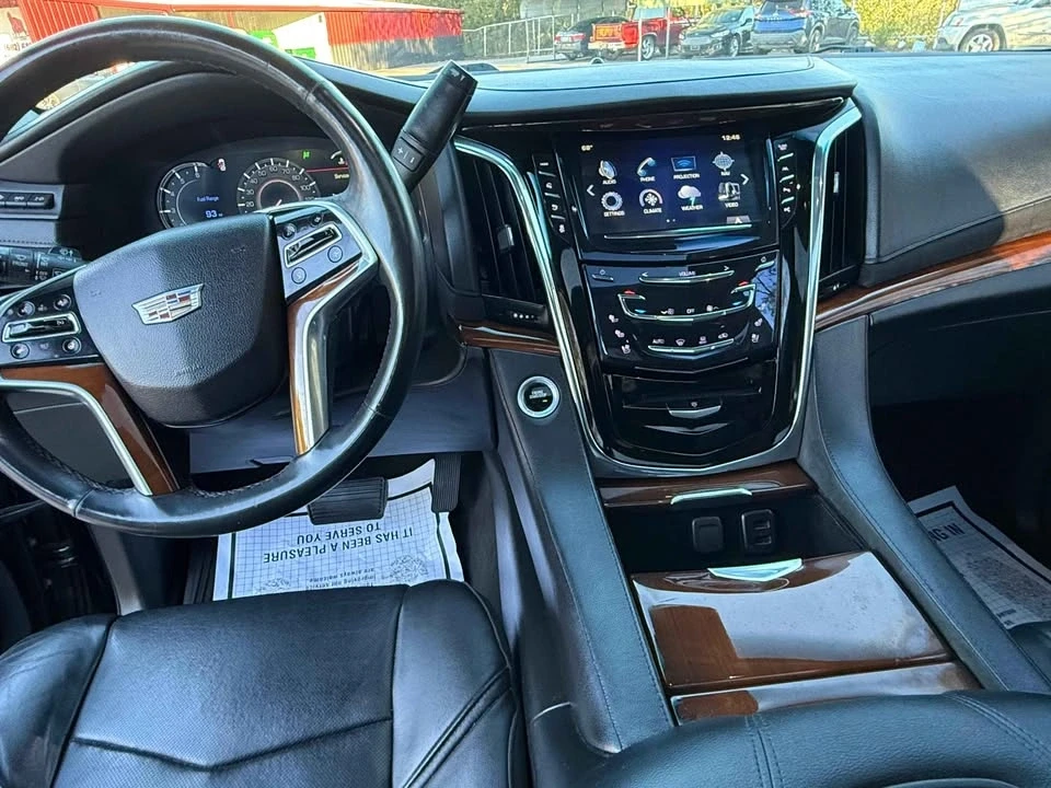2017 Cadillac Escalade 4th Gen - Image 5 of 8