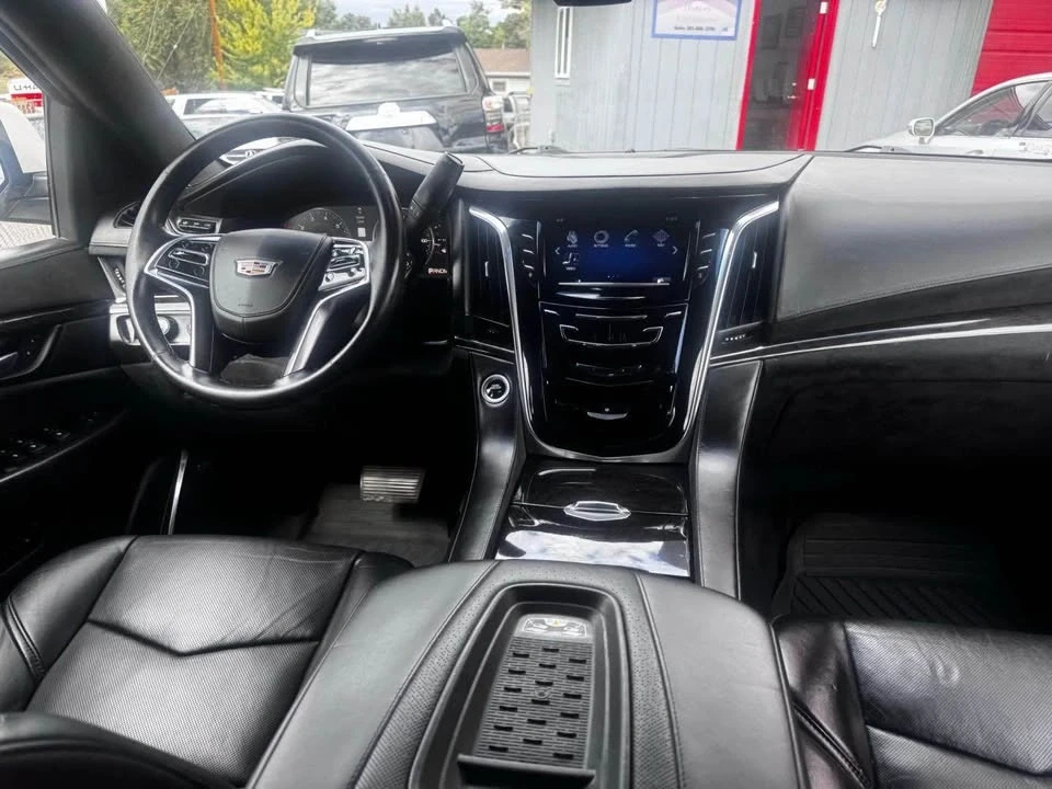 2017 Cadillac Escalade 4th Gen - Image 7 of 16