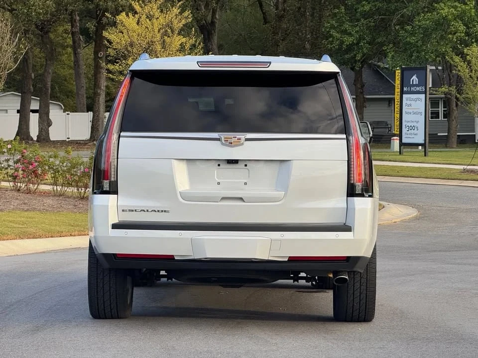 2017 Cadillac Escalade 4th Gen - Image 17 of 20
