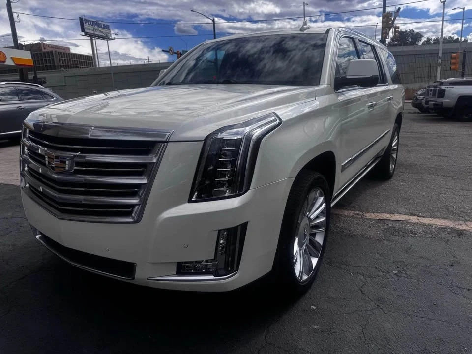 2017 Cadillac Escalade 4th Gen - Image 2 of 16